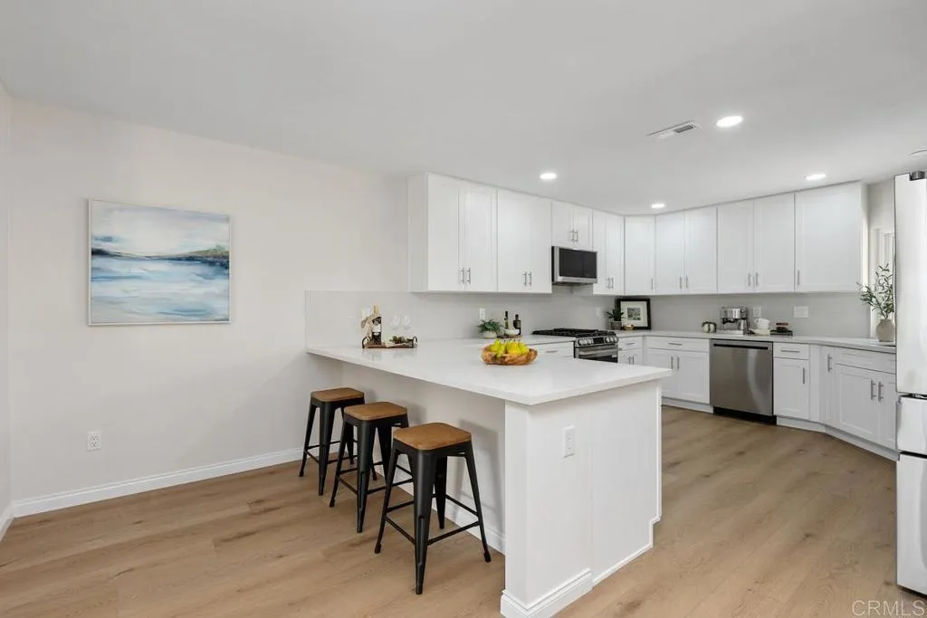 https://cdn.realtyfeed.com/cdn/127/306748272/c76e8002710aefaa2c9d3f03d65a9562.webp