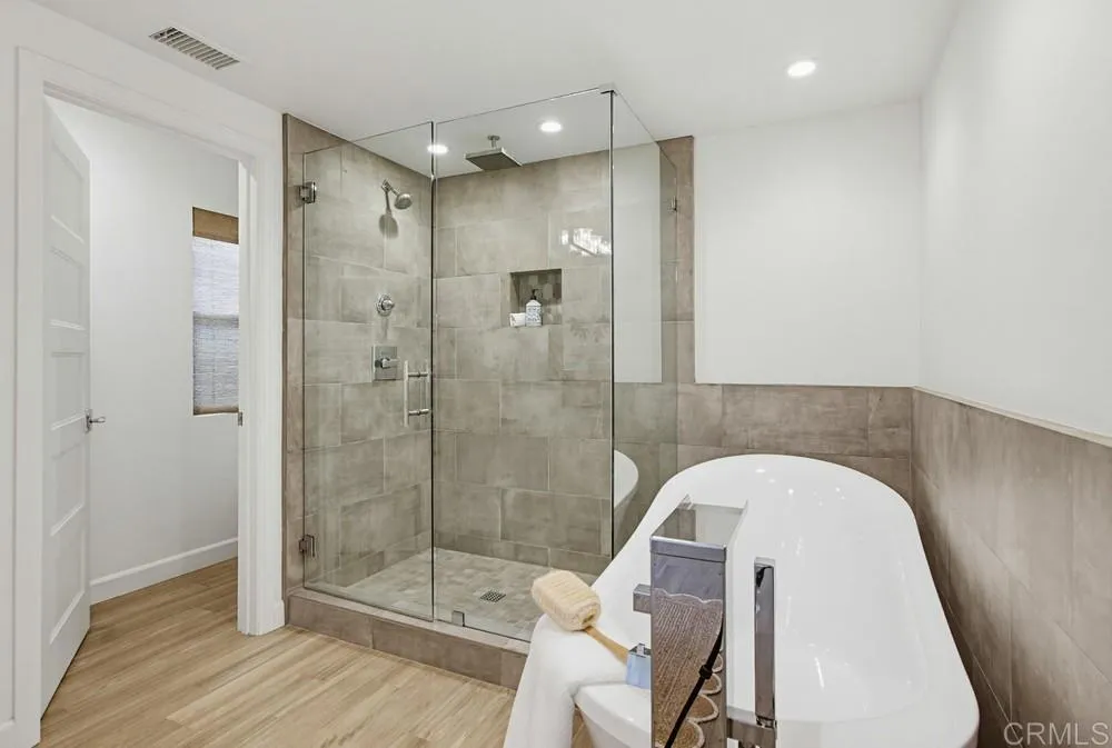 https://cdn.realtyfeed.com/cdn/127/306748295/d17ae0841f7fb2c68d8457773fee4dc1.webp