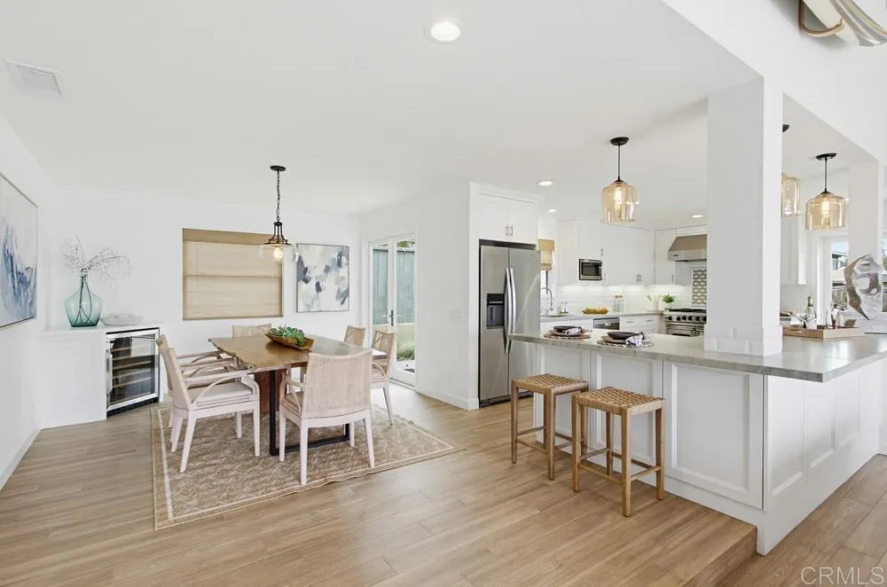 https://cdn.realtyfeed.com/cdn/127/306748295/ddd41cb8be9be904cd4f6b27eda6fef4.webp