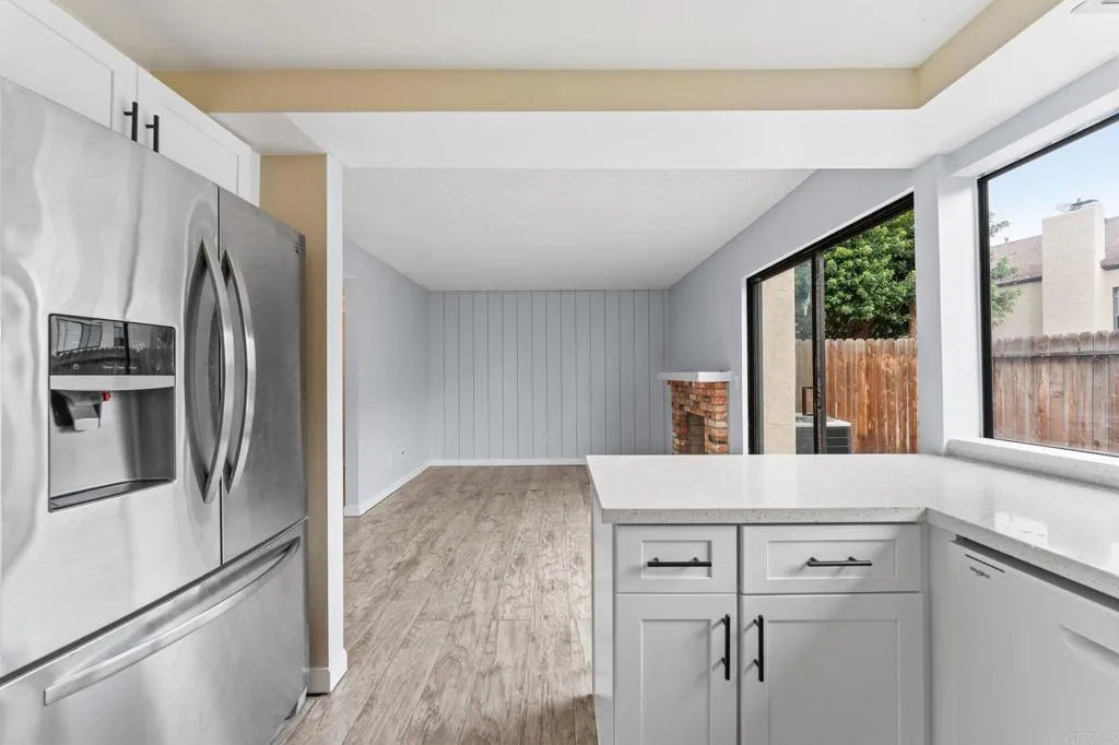 https://cdn.realtyfeed.com/cdn/127/306748301/a62cb4ef99ffe853280f7dff7368eb11.webp