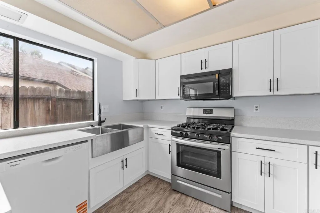 https://cdn.realtyfeed.com/cdn/127/306748301/cd7ab8b10654879b1c05d38e626c2cc4.webp