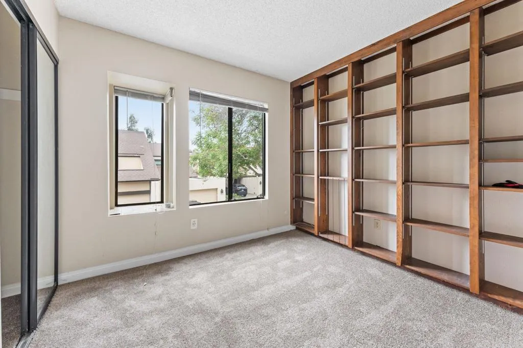 https://cdn.realtyfeed.com/cdn/127/306748301/d29a4f0dfa29e2ebdb6ef38eeb55253e.webp