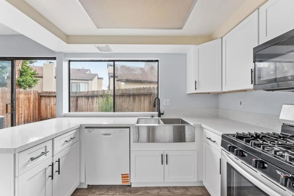 https://cdn.realtyfeed.com/cdn/127/306748301/d885efbe56e0ea687f397e75ef0597aa.webp
