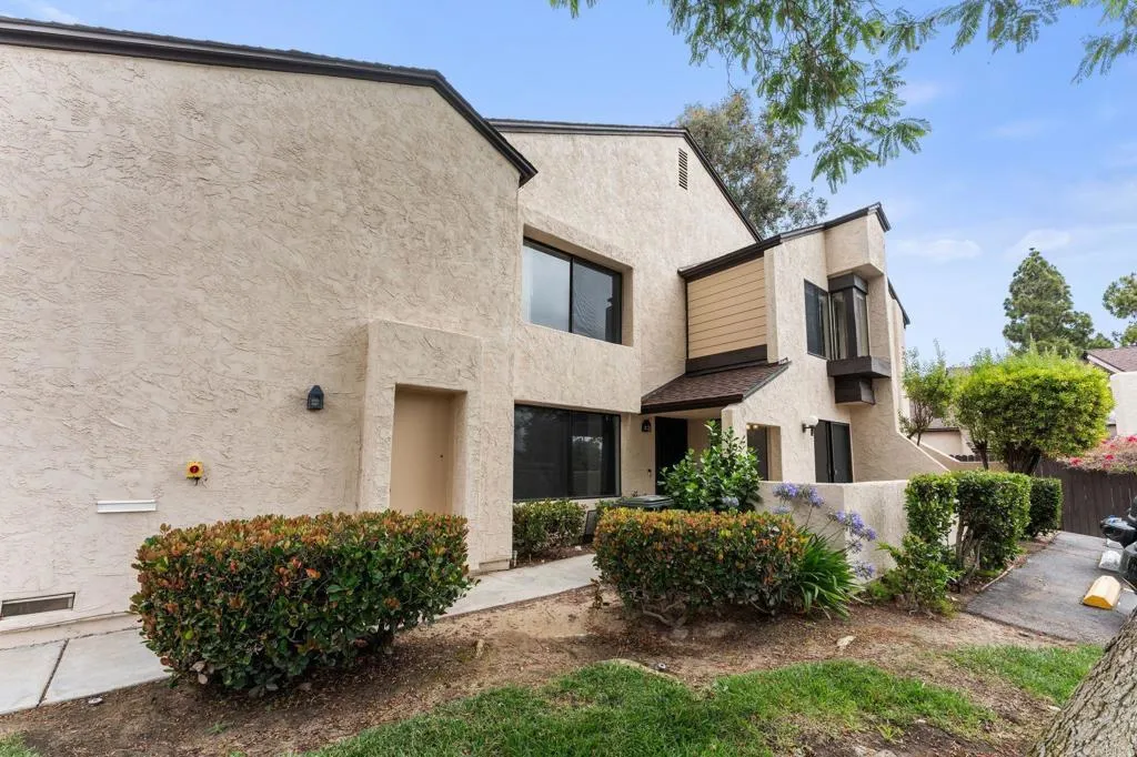 https://cdn.realtyfeed.com/cdn/127/306748301/e25c01cd75fa87262fd1bc74366eb8ad.webp