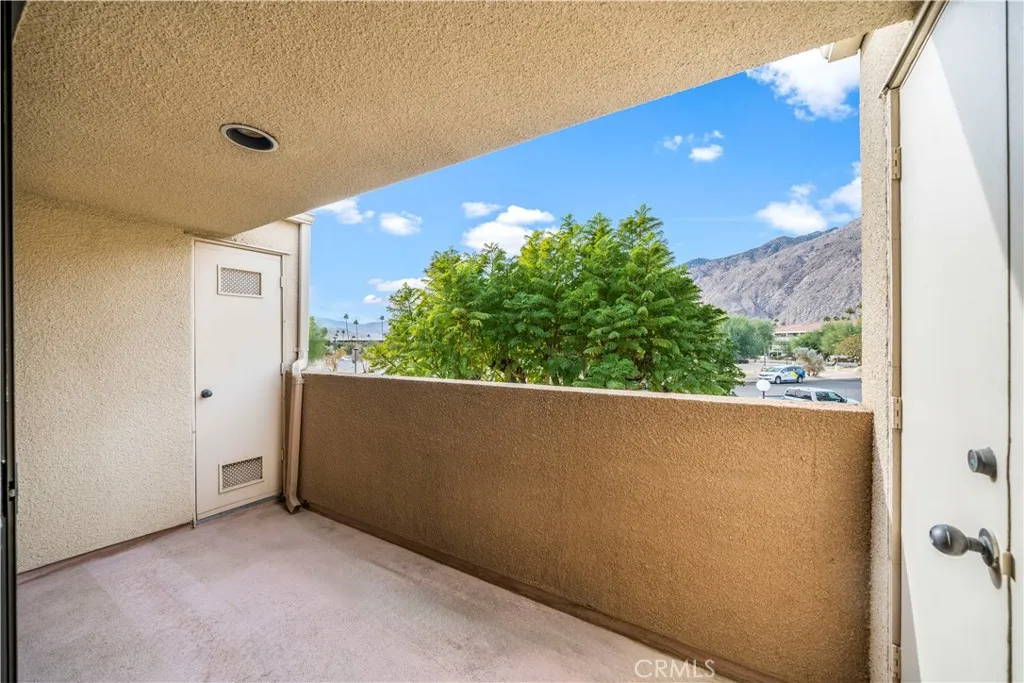 222 N Calle El Segundo Unit 557, Palm Springs, CA 92262 - Photo 5 of 42, Palm Springs, CA