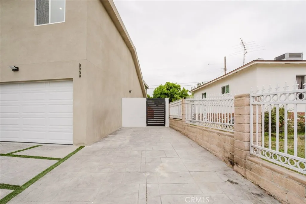 Panorama City, CA 91402