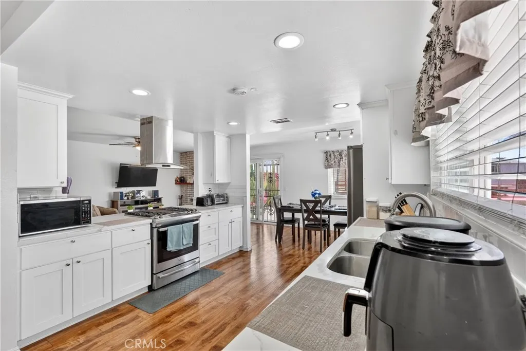 2204 Wilkie Dr, Pomona, CA 91767 - Photo 5 of 45, Pomona, CA