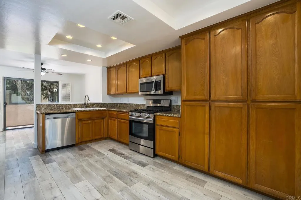 Photo #11: PTP2604714 Listing: Photo #11