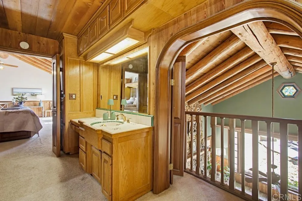 https://cdn.realtyfeed.com/cdn/127/306748401/04e0fd7ef80764abcde9b31d924b76d2.webp