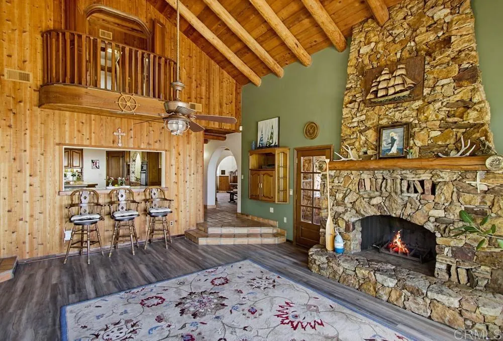 https://cdn.realtyfeed.com/cdn/127/306748401/87b77effc79e7d0b091b45f278fa5d3c.webp