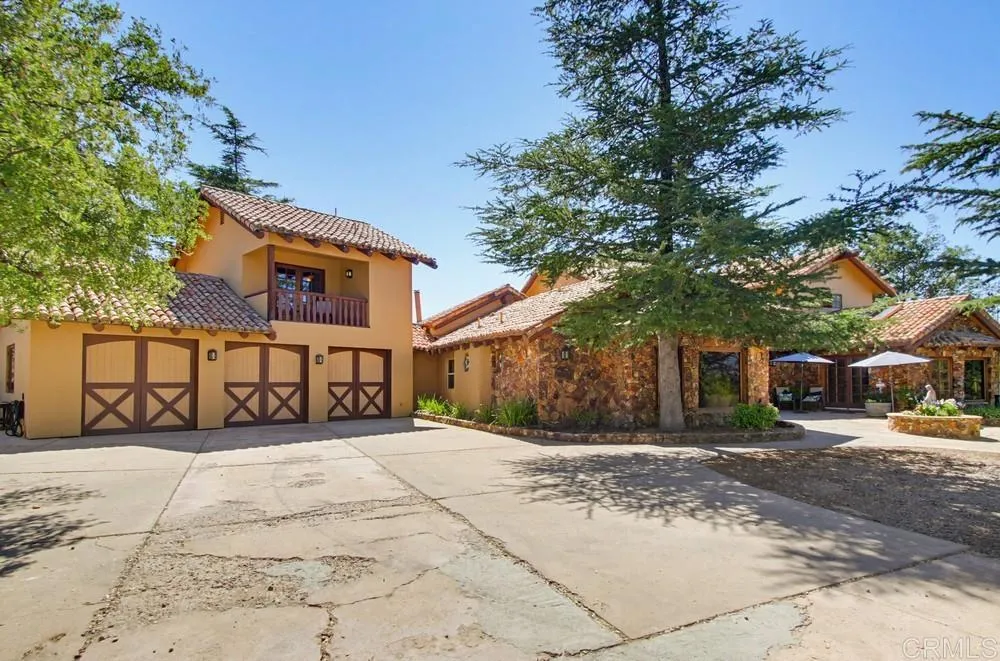 https://cdn.realtyfeed.com/cdn/127/306748401/cc2831092f45b4f3379f99537b566ea7.webp