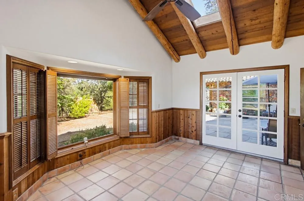 https://cdn.realtyfeed.com/cdn/127/306748401/e07c6904bee4d32b56888193d6f58cef.webp