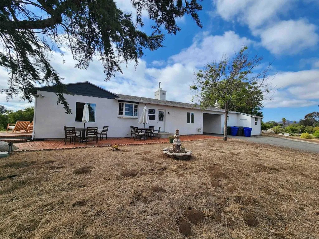 https://cdn.realtyfeed.com/cdn/127/306748413/0f2ba9d74883152de3625d782a113353.webp