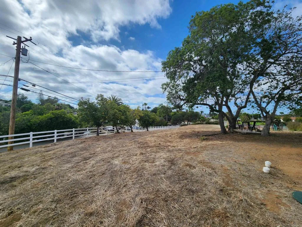https://cdn.realtyfeed.com/cdn/127/306748413/2f63ff29ab4c095b81e8a6c144dd6227.webp