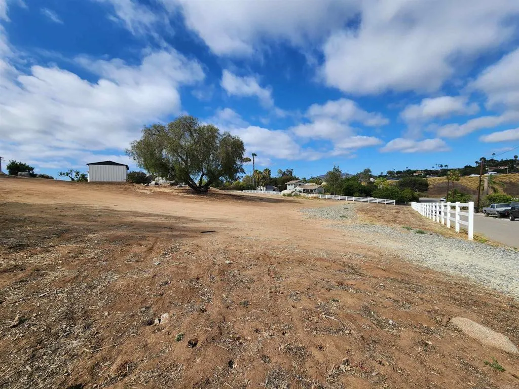 https://cdn.realtyfeed.com/cdn/127/306748413/3eabf4fa3f2d2ef4fef6ce5174439a54.webp