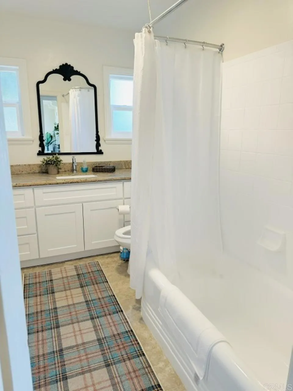 https://cdn.realtyfeed.com/cdn/127/306748413/af2c89b70542d95eb631f69df7f08ae7.webp