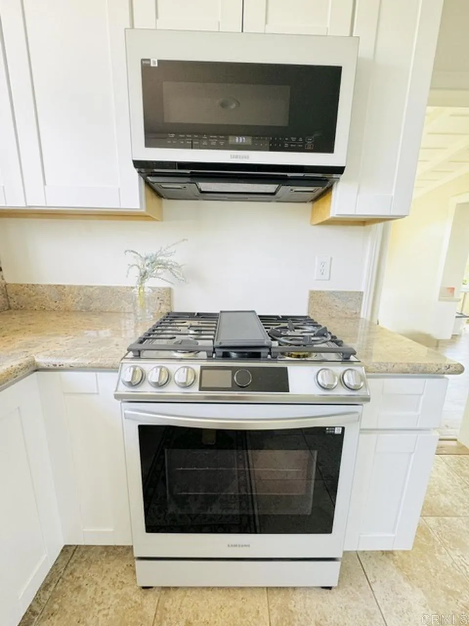 https://cdn.realtyfeed.com/cdn/127/306748413/c42447ab80e63bf8cd4c824ba3e6a620.webp