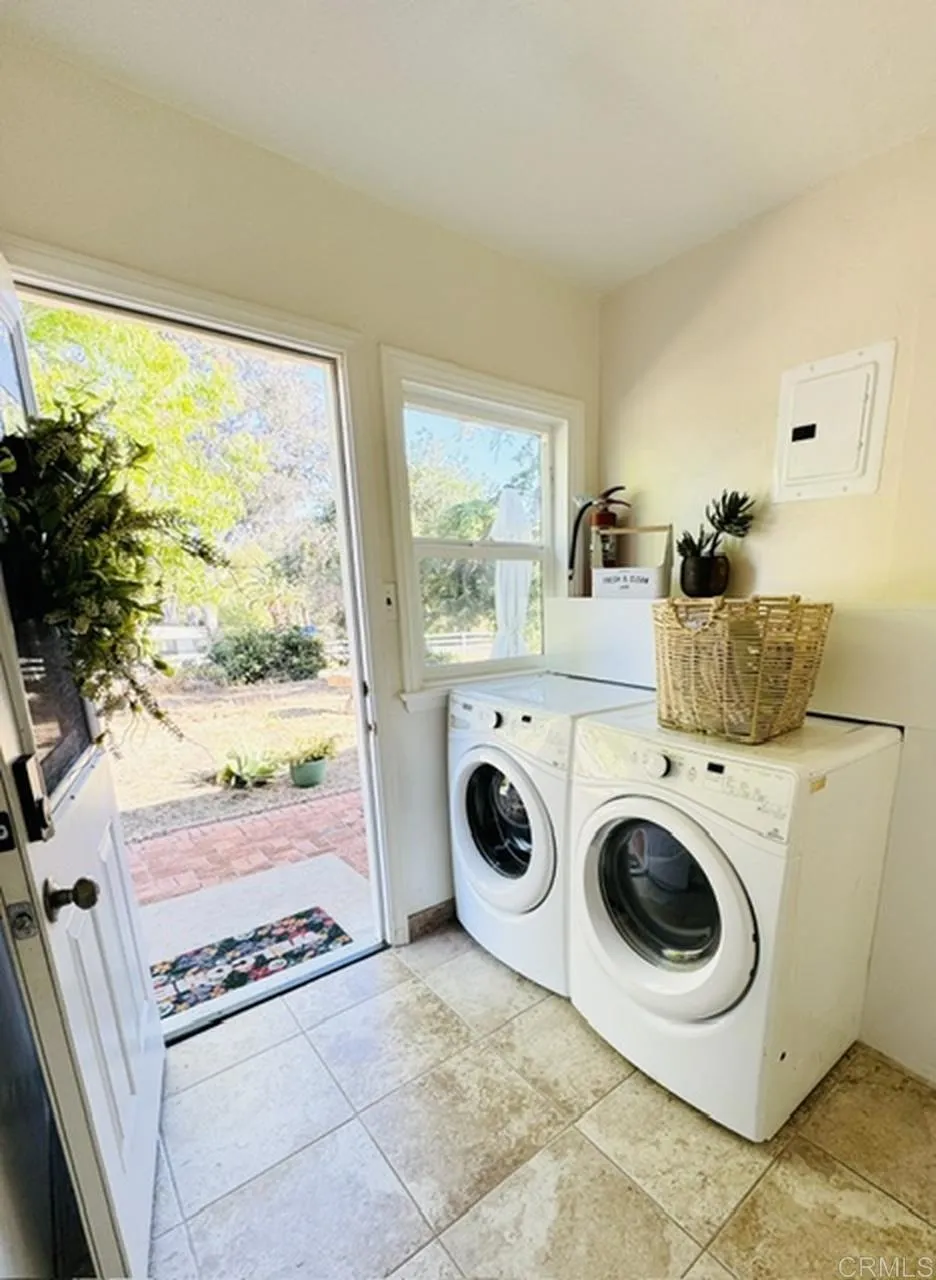 https://cdn.realtyfeed.com/cdn/127/306748413/c535fe7b340cd5f5c1c75f4bbab151d1.webp
