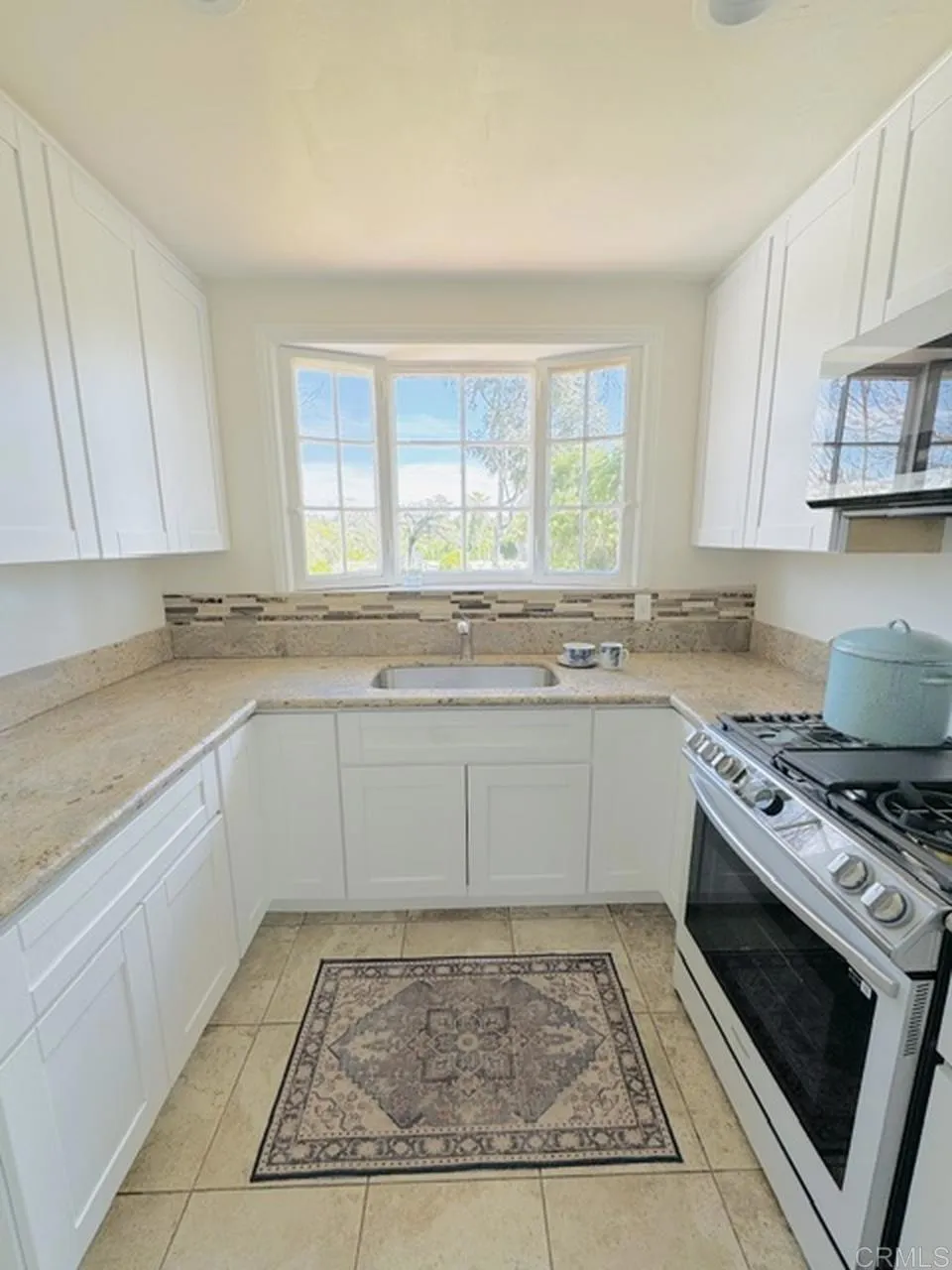 https://cdn.realtyfeed.com/cdn/127/306748413/ee79b9f0d28be5756e3cc2a67159379c.webp