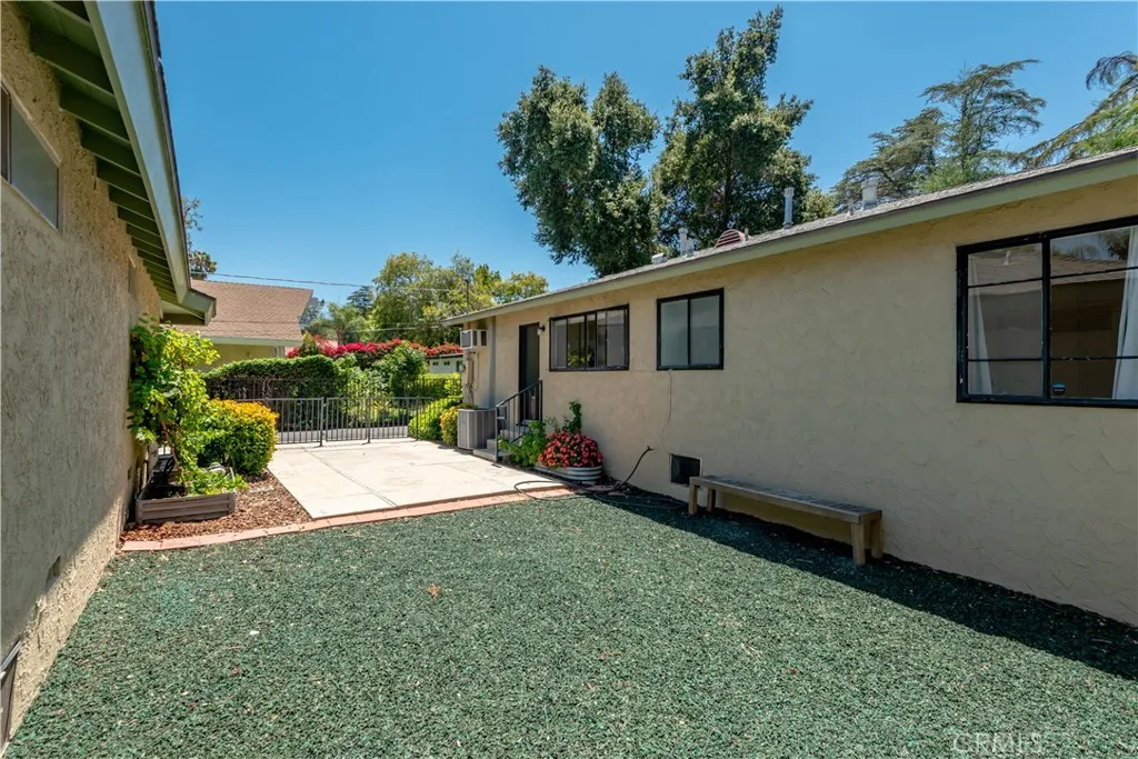 4450 Matilija Avenue, Sherman Oaks, CA 91423 - Photo 4 of 26, Sherman Oaks, CA