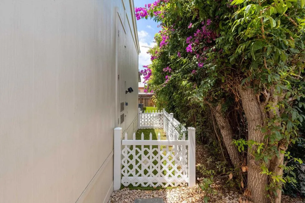 https://cdn.realtyfeed.com/cdn/127/306748448/53762b4274b37eda0cc7b5dd5749df10.webp