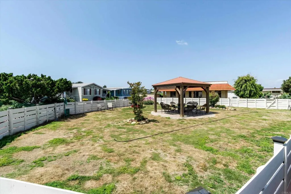 https://cdn.realtyfeed.com/cdn/127/306748448/f92c98472d49a72a5bcb3189b8295eeb.webp