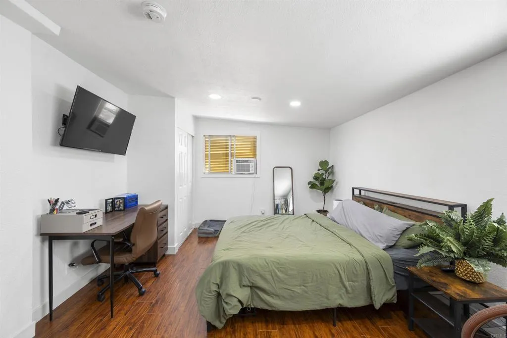 https://cdn.realtyfeed.com/cdn/127/306748463/021160a431d440cfff46338331112736.webp