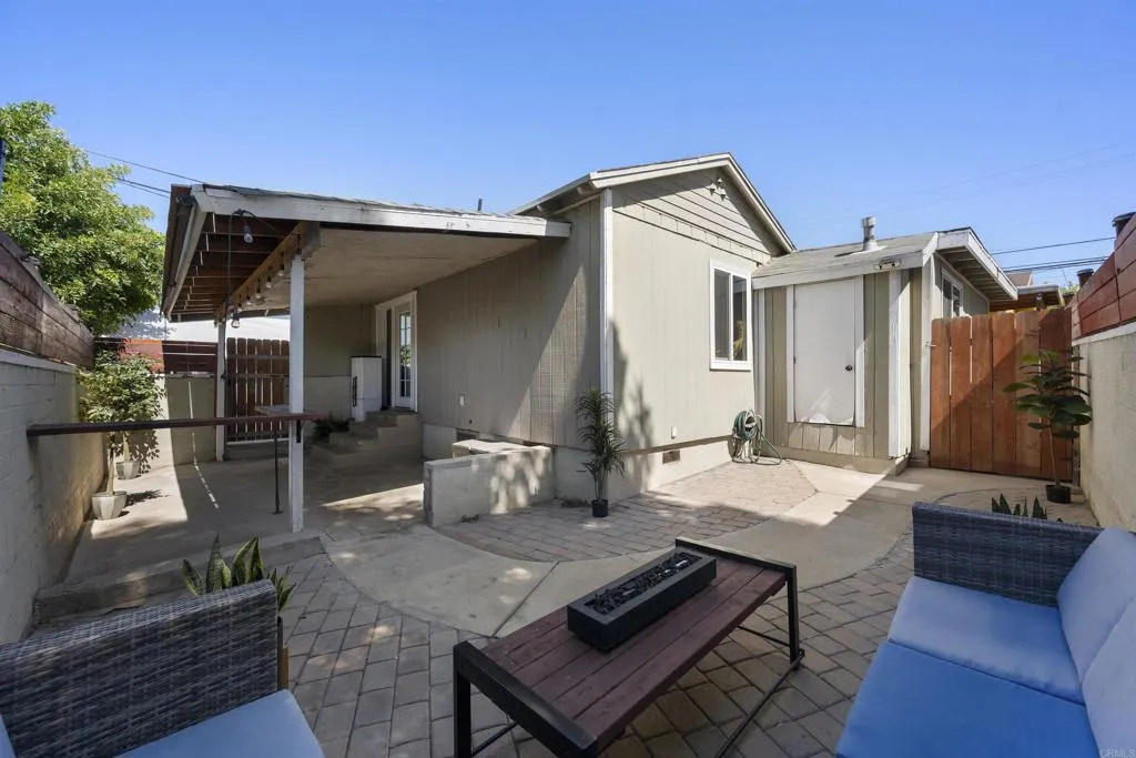 https://cdn.realtyfeed.com/cdn/127/306748463/b1e1cd38fc2b766c011e70863eb80750.webp