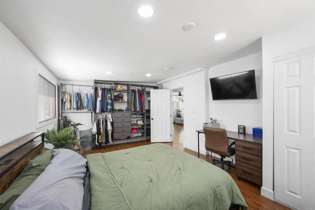 https://cdn.realtyfeed.com/cdn/127/306748463/c33873f3869c5f6119b5ee01a4656ef8.webp