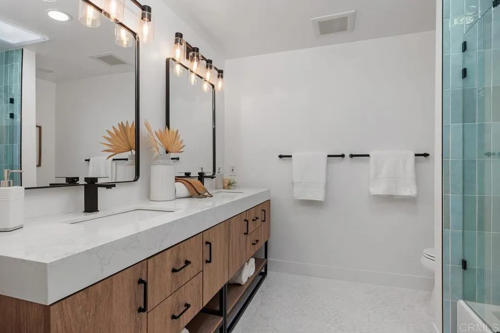 https://cdn.realtyfeed.com/cdn/127/306748482/498223f2d503ffaf2b1974fa74c3bafc.webp