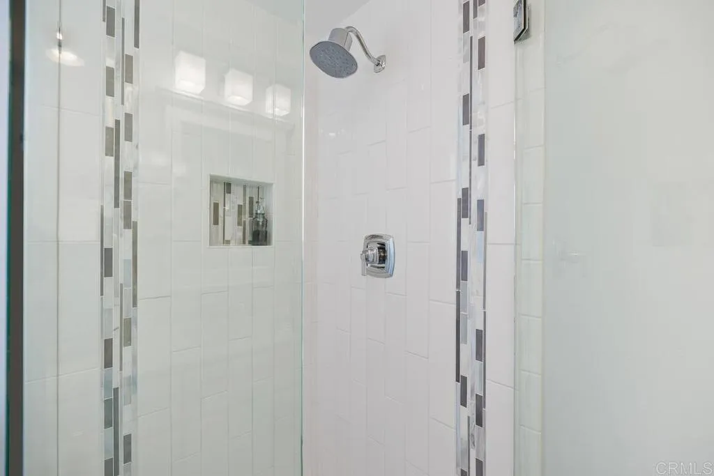 https://cdn.realtyfeed.com/cdn/127/306748482/6aabb1bf92469d904c8f5a1acb71ff3e.webp