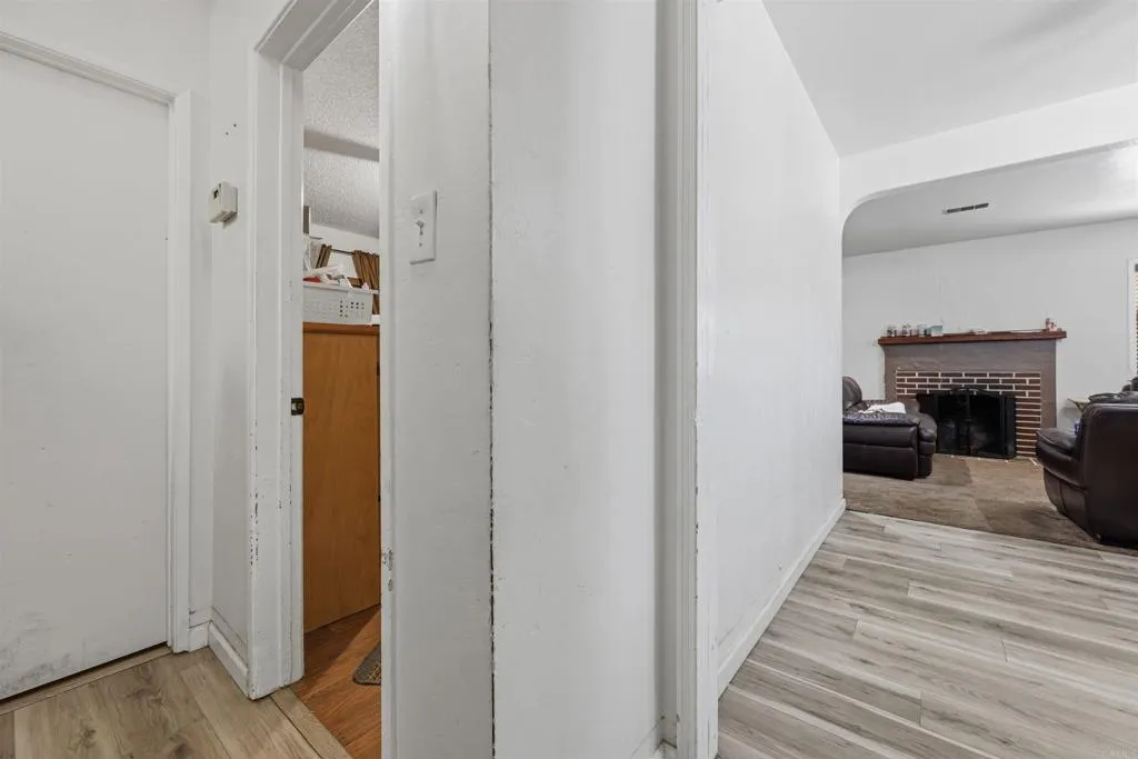 https://cdn.realtyfeed.com/cdn/127/306748492/7d1030963ddcf63634e7dd61f519b05a.webp