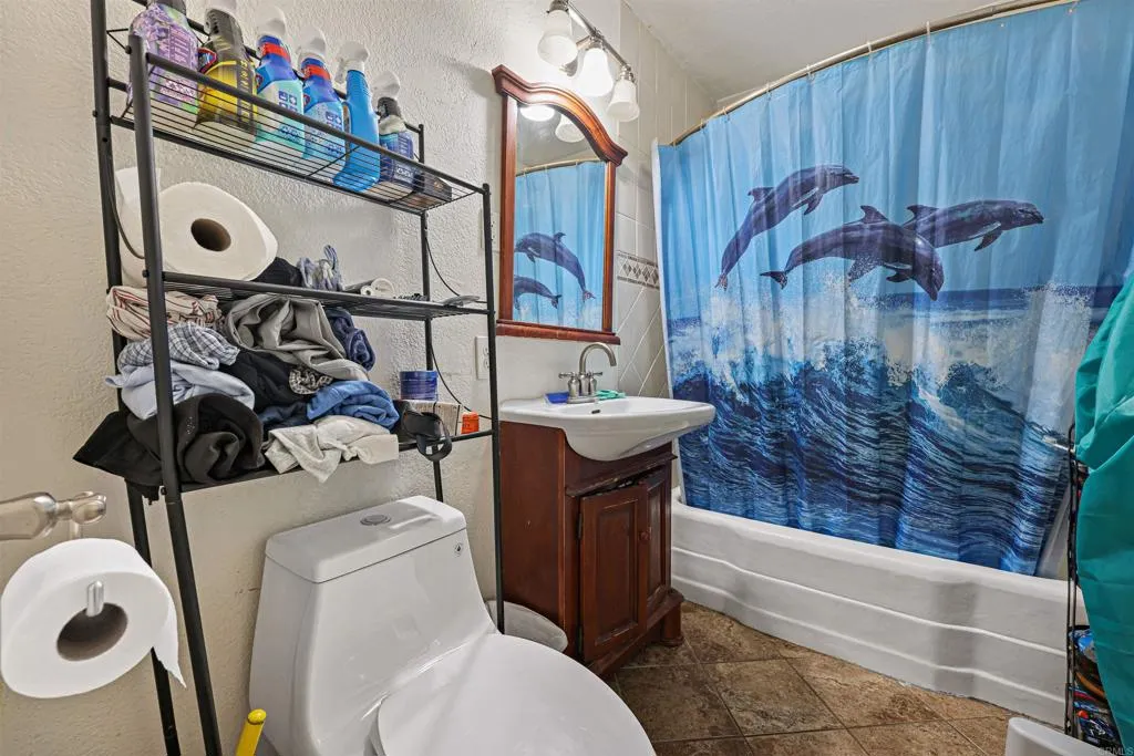 https://cdn.realtyfeed.com/cdn/127/306748492/d257239fc2956cd3e4d5f749ec4b550a.webp