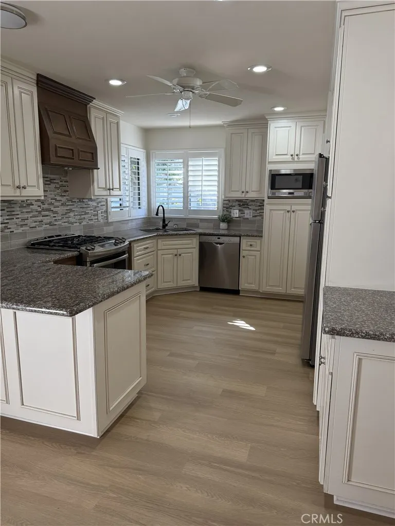2509 View Lake Unit 144, Santa Ana, CA 92705 - Photo 4 of 6, Santa Ana, CA