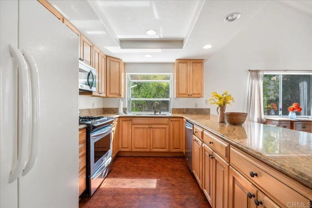 Photo #4: PTP2604720 Listing: Photo #4