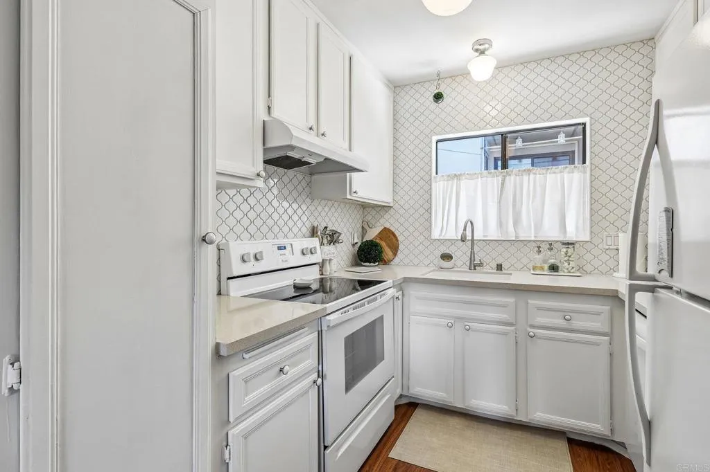 Photo #4: PTP2604721 Listing: Photo #4
