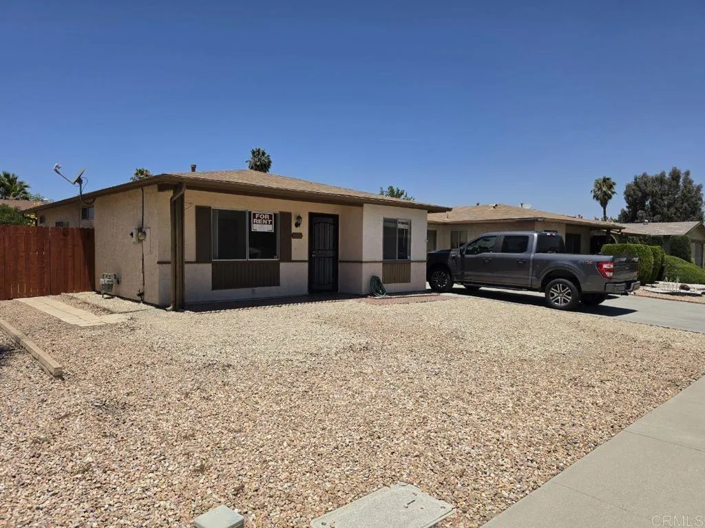 601 Corona Street, Hemet, CA 92545 - Photo 2 of 29, Hemet, CA