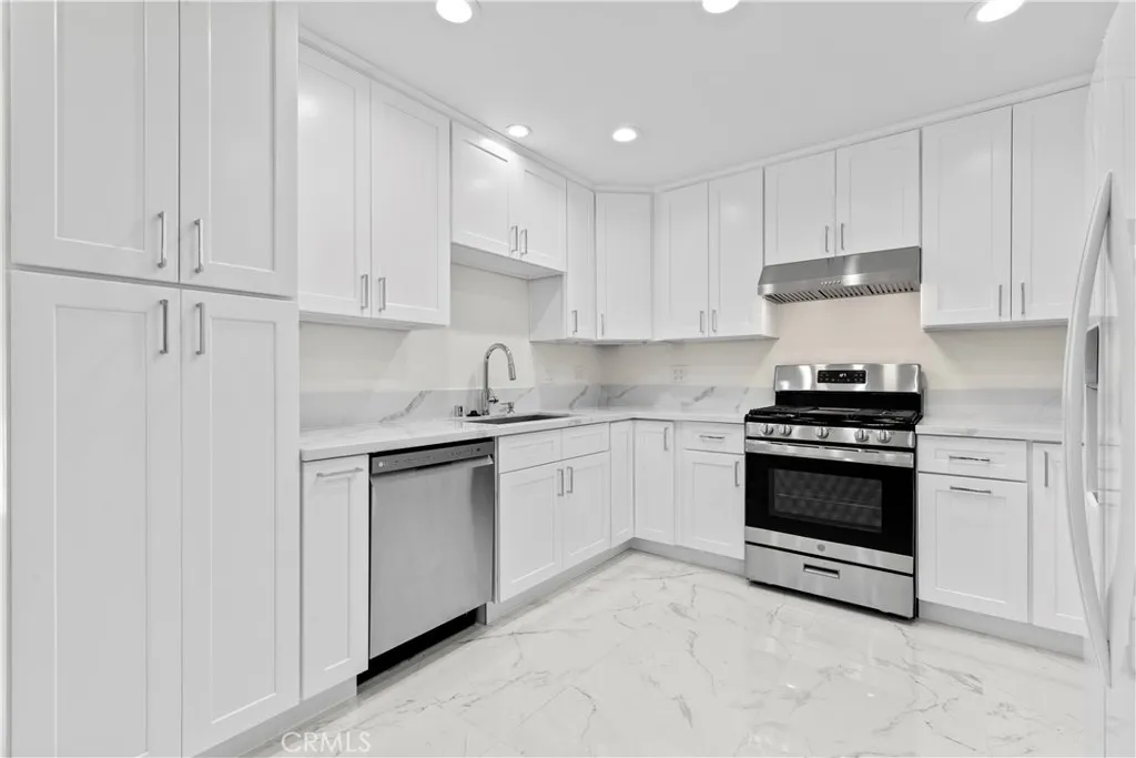 8832 Odessa Ave, North Hills, CA 91343 - Photo 5 of 27, North Hills, CA