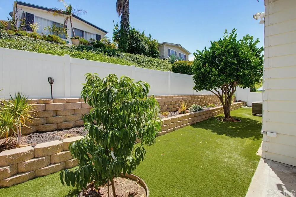 https://cdn.realtyfeed.com/cdn/127/306748592/36f5111c226177eb308301024bb78b54.webp