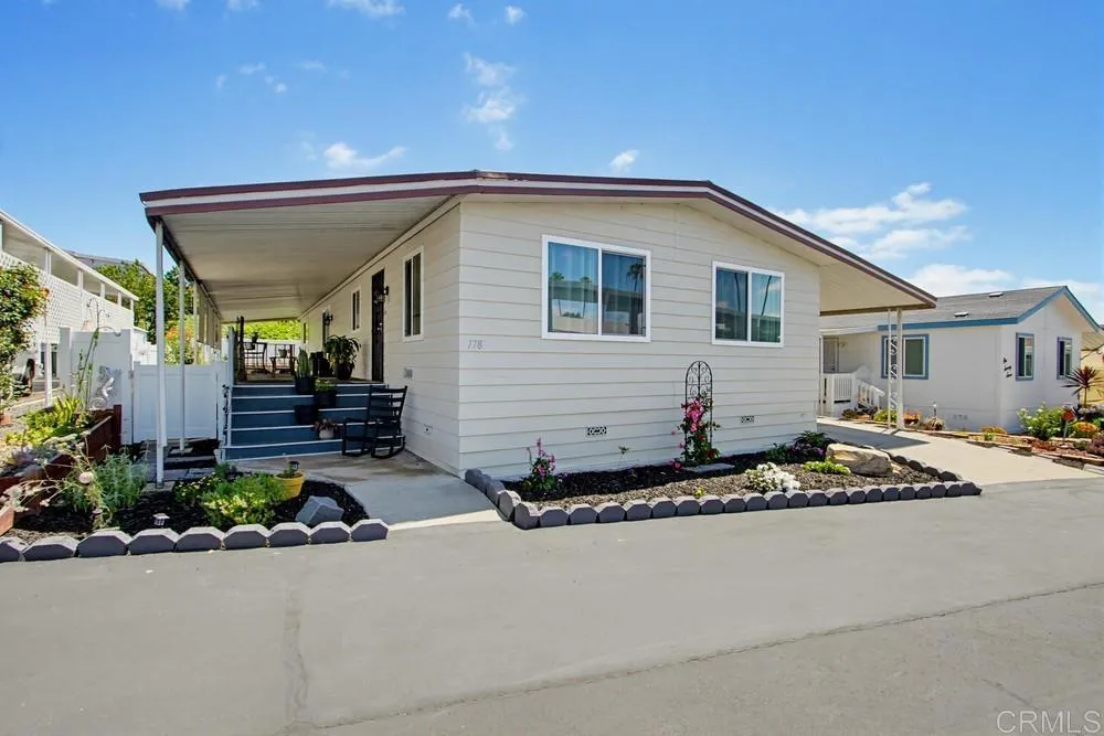 https://cdn.realtyfeed.com/cdn/127/306748592/6147396b6a52a0b7edc69d3a80a75796.webp