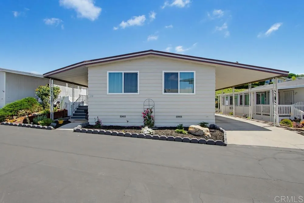 https://cdn.realtyfeed.com/cdn/127/306748592/b44738dbcde66ebbda80ceaa5ed85a34.webp