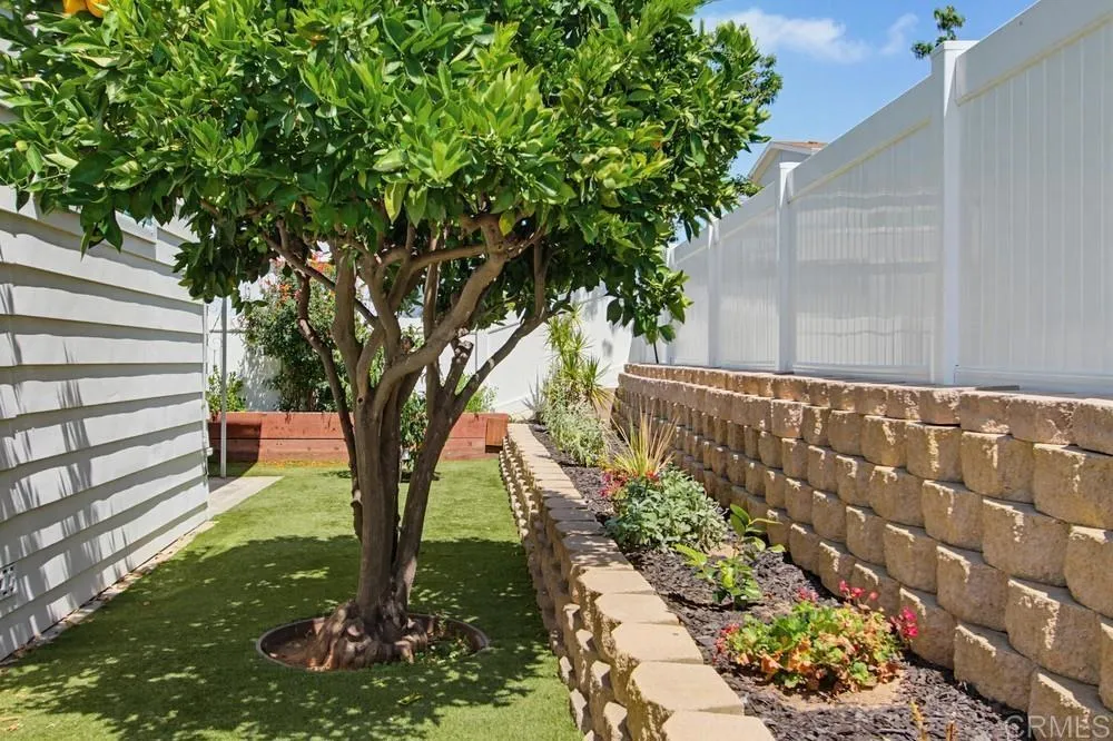 https://cdn.realtyfeed.com/cdn/127/306748592/c1535bc0457cd2bdea0b32244e8c8ba5.webp