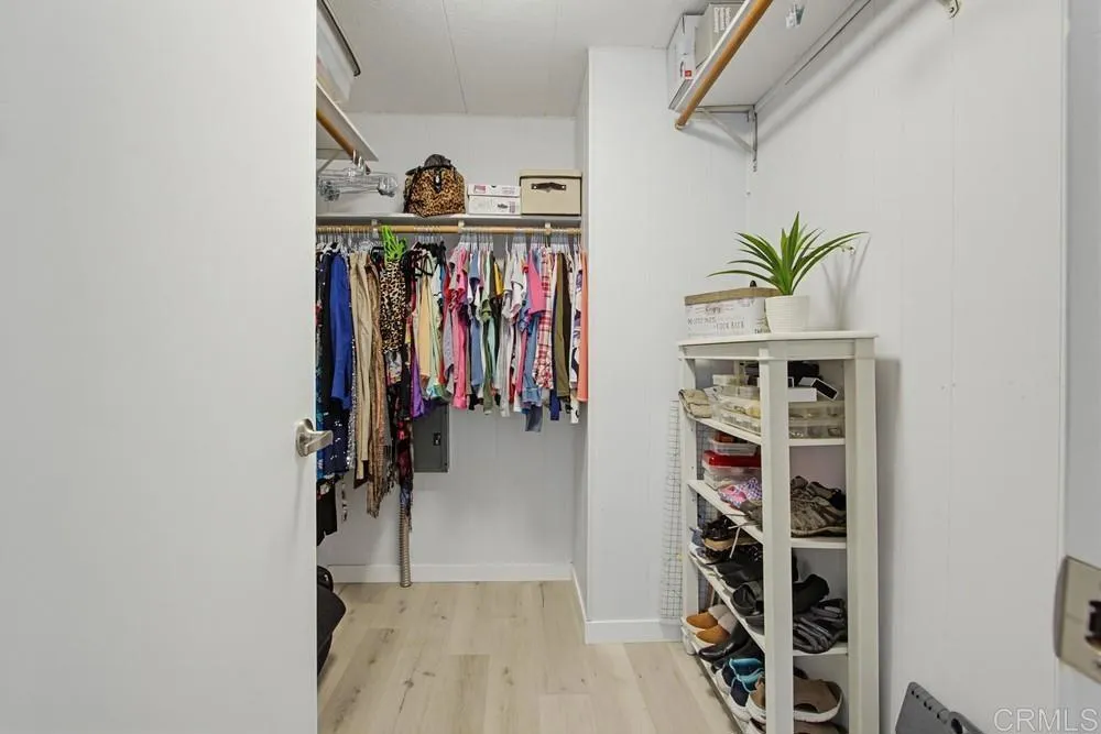 https://cdn.realtyfeed.com/cdn/127/306748592/d4ebbc6b5bad012aeade1098d9fdf1f9.webp