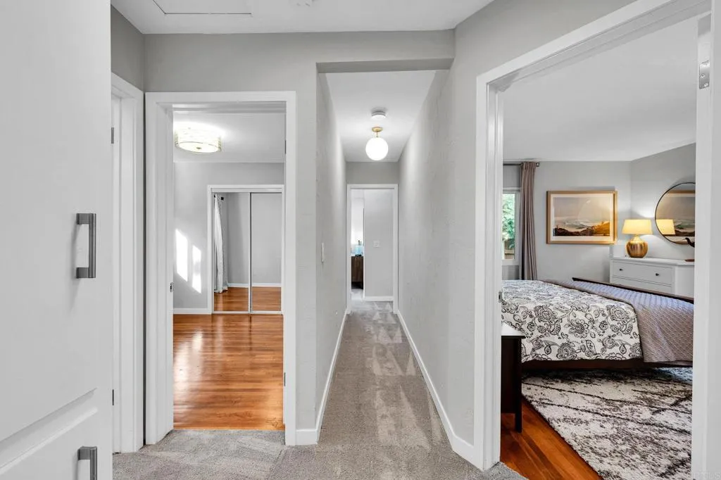 https://cdn.realtyfeed.com/cdn/127/306748623/23d11beab55e5e8e810dbb2a1577d5e1.webp