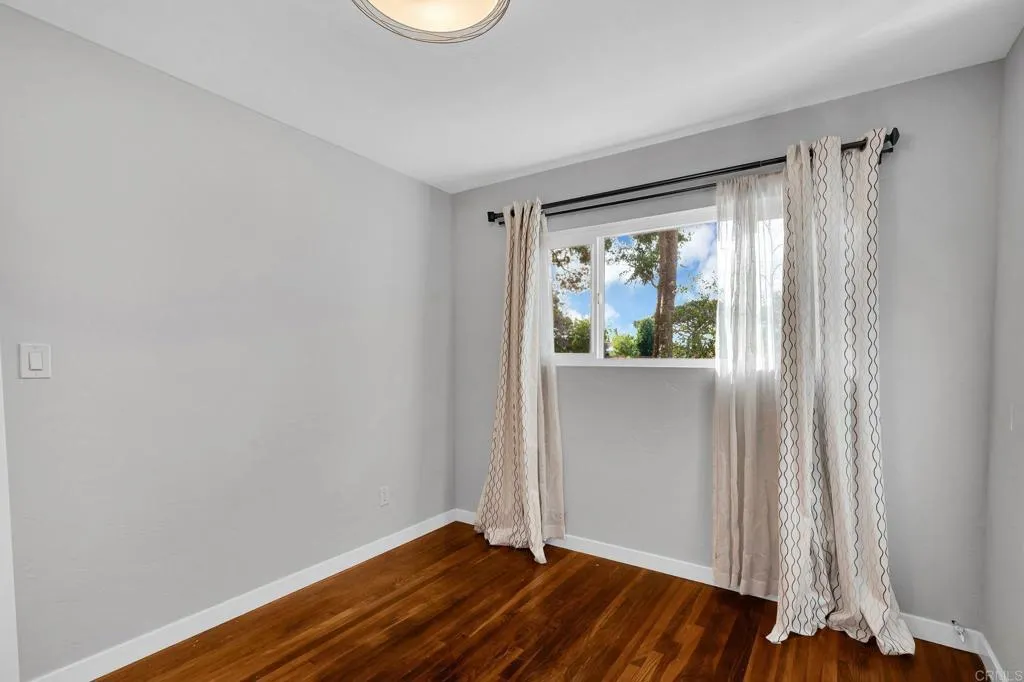 https://cdn.realtyfeed.com/cdn/127/306748623/395534bb3957da29718a67f4d2081b14.webp