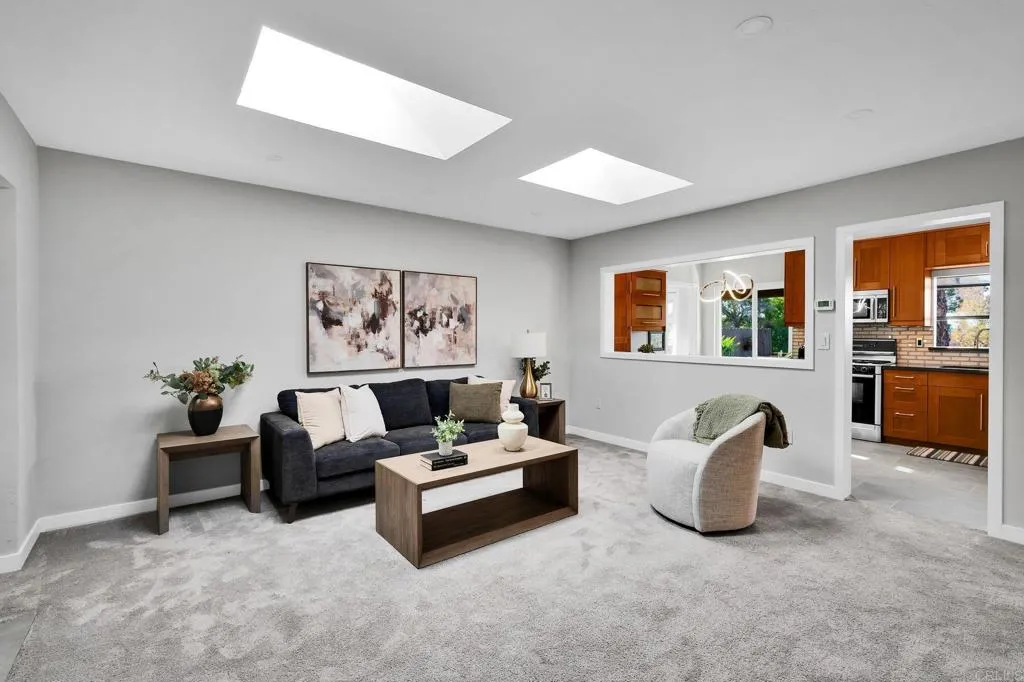 https://cdn.realtyfeed.com/cdn/127/306748623/626d00ecdd3d0a8f30797679163d17fa.webp