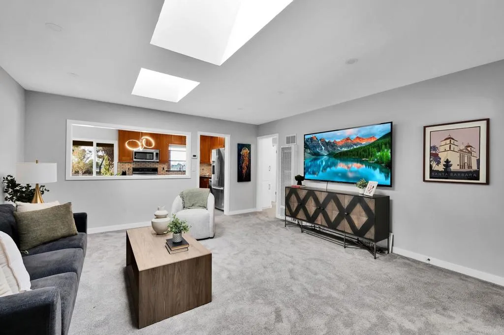 https://cdn.realtyfeed.com/cdn/127/306748623/bd161f6a857e30d3ba9196a83d9648da.webp