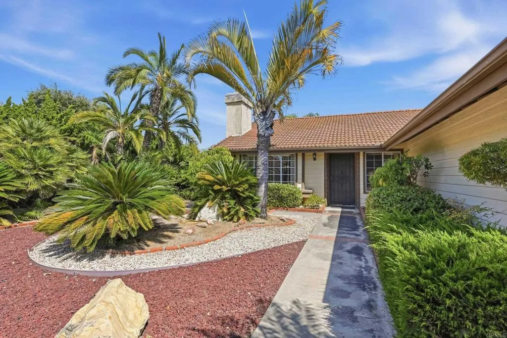 https://cdn.realtyfeed.com/cdn/127/306748674/7823ccfa8d1f87c9627923878717d25f.webp