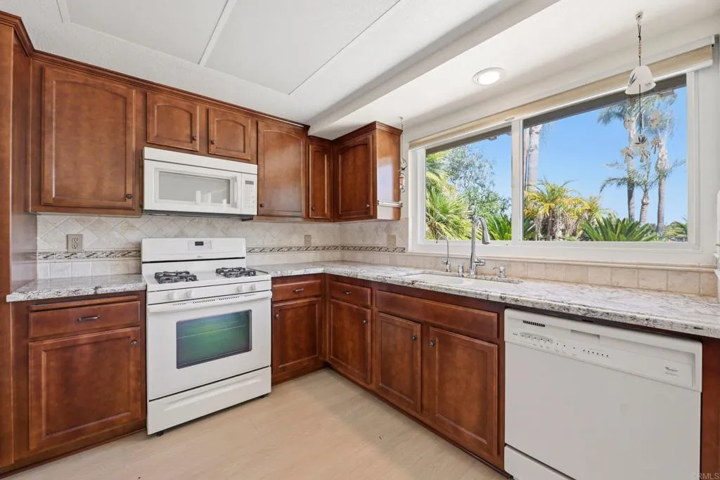 https://cdn.realtyfeed.com/cdn/127/306748674/94197186c62b7220d5b86a0326aca707.webp