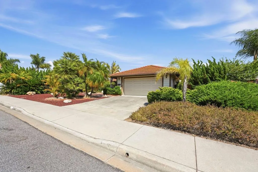 https://cdn.realtyfeed.com/cdn/127/306748674/e67466a33118febfeda3b7f63af44688.webp